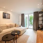 George With Terrace By Interhome Ostenda