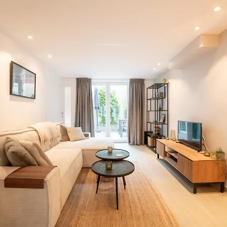 Appartamento George With Terrace By Interhome *