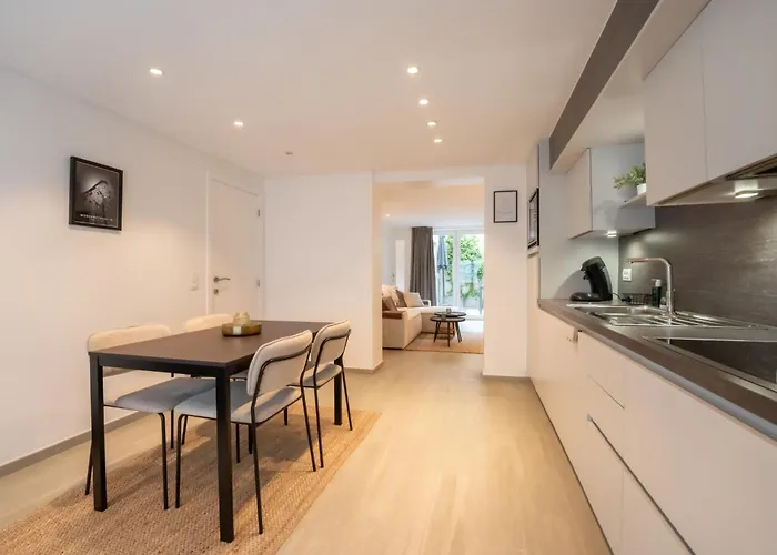 公寓 George With Terrace By Interhome