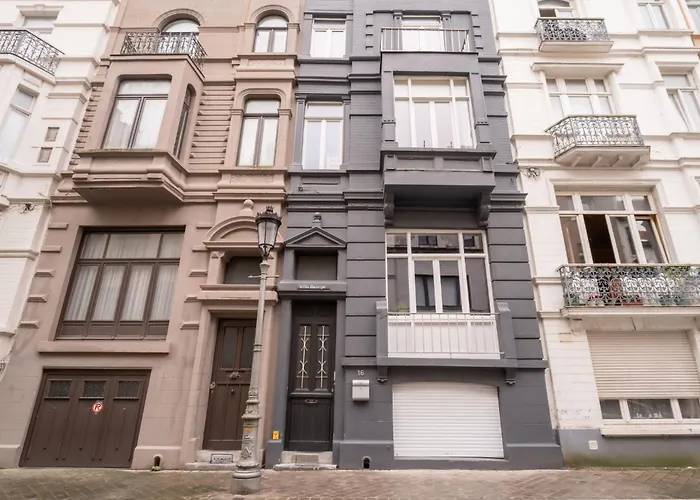 公寓 George With Terrace By Interhome